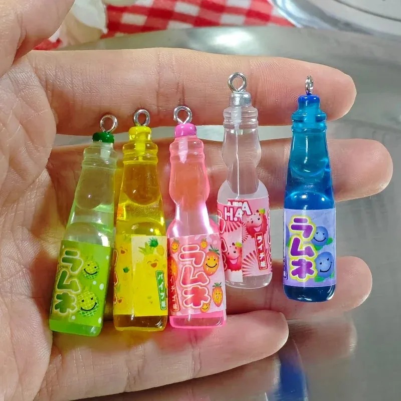 Resin Art Bottle - 10個入り 小さなソーダボトル レジンチャーム 可愛い飲料ボトルペンダント DIYクラフトアクセサリー イヤリング