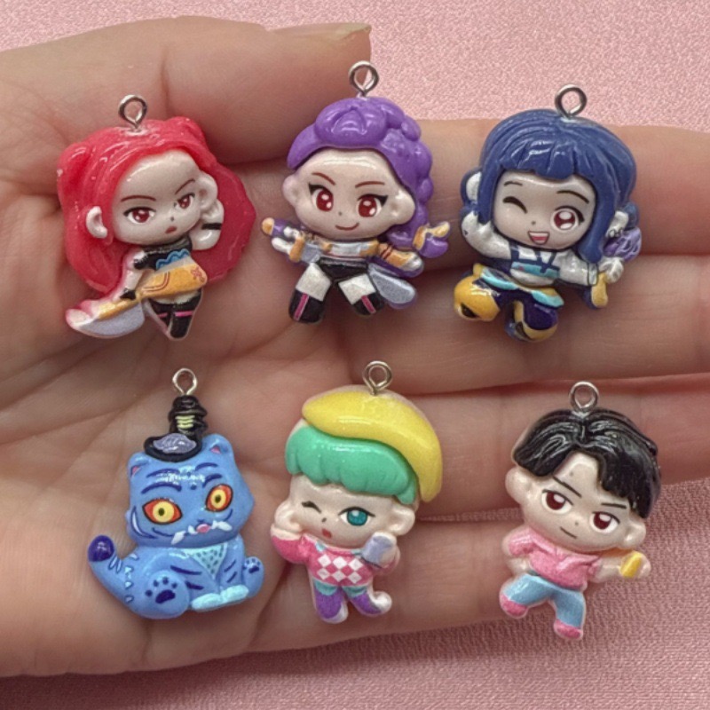 Resin Art Handmade - 10個入り樹脂製漫画ペンダント、DIYジュエリー製作イヤリング、キーホルダーアクセサリー