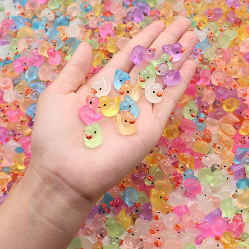 子供のためのミニ樹脂製のアヒルのおもちゃ,サプライズドール, - Resin Art Furniture のレビューと価格