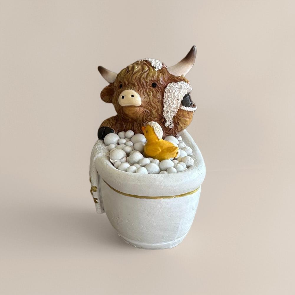 1/3個入り バスルーム ハイランドカウ フィギュア 入浴  - Resin Art Book のレビューと価格