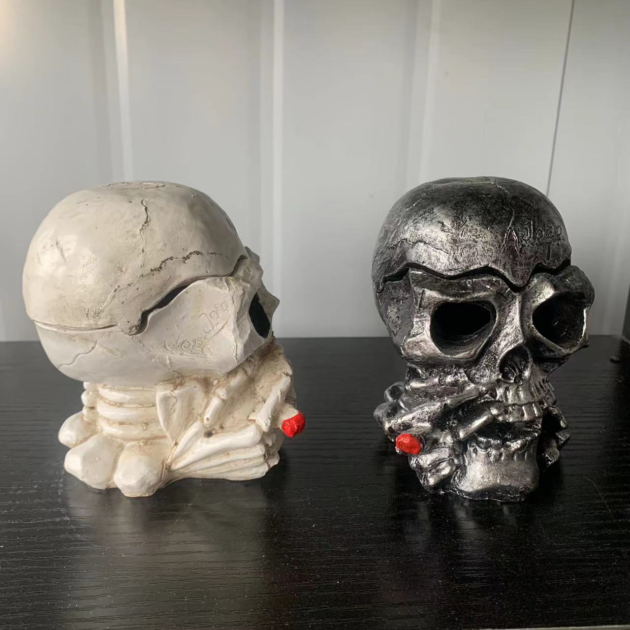 ハロウィン新作ヨーロッパ風アート置物オーナメント骸骨灰皿リビ - Resin Art Wedding Gift のレビューと価格