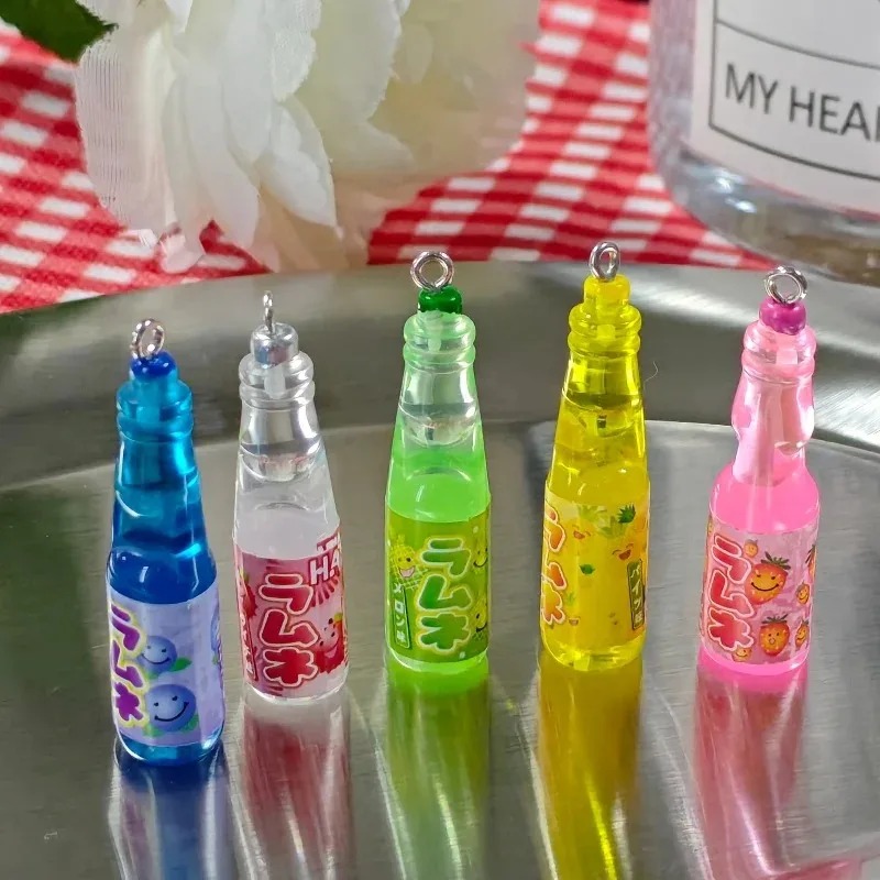 10個入り 小さなソーダボトル レジンチャーム 可愛い飲料ボ - Resin Art Bottle のレビューと価格