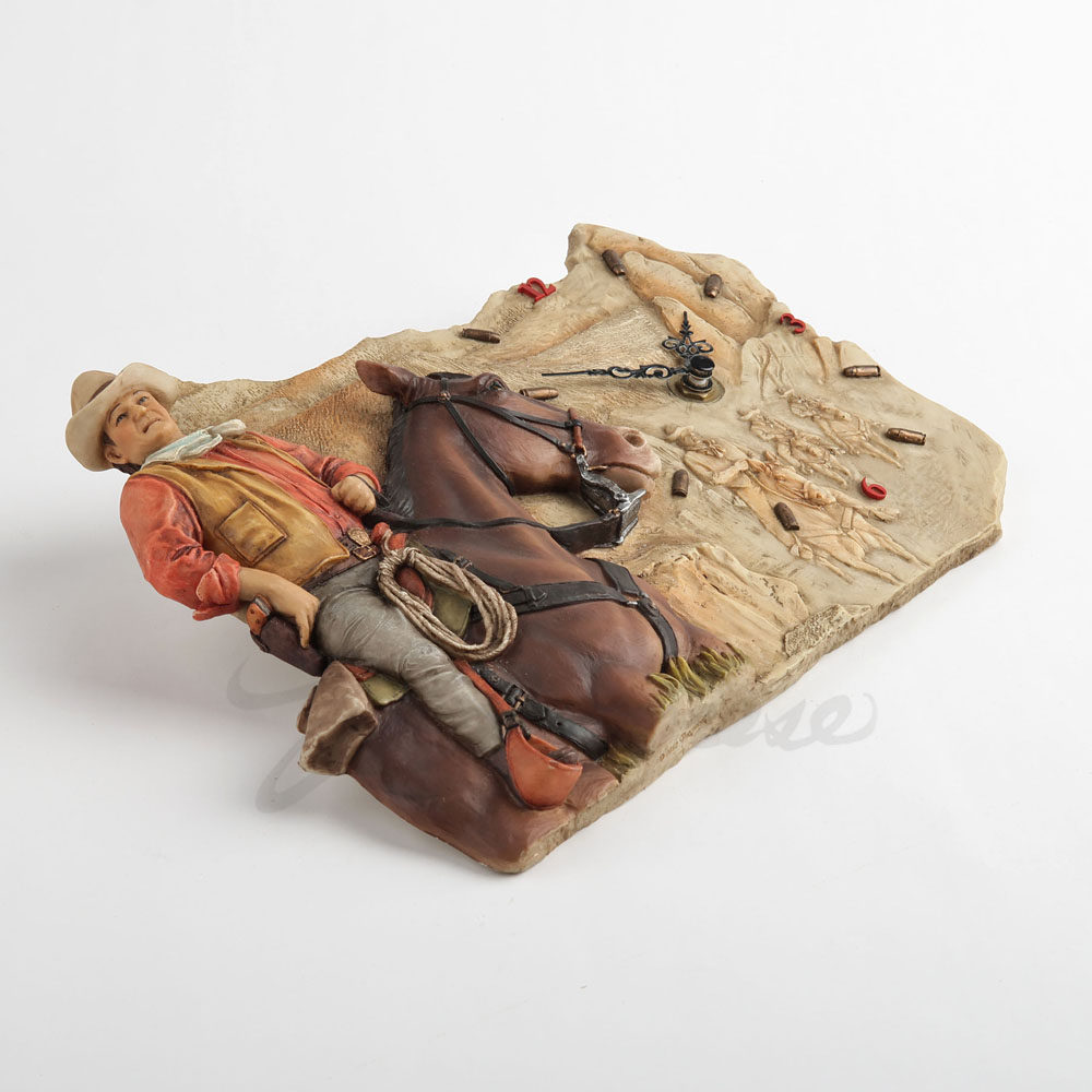 ヴィンテージ風ウェスタンカウボーイ馬レリーフ壁掛け時計 アメ - Resin Art Clock のレビューと価格