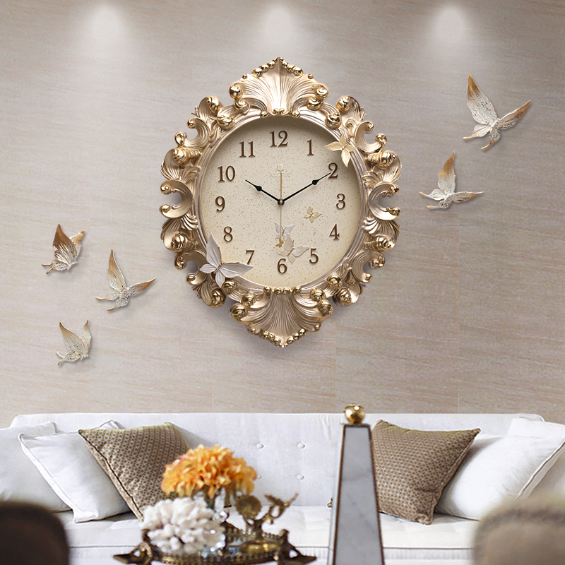 ヨーロッパスタイルの部屋の壁時計、古典的なゴールデンアートレ - Resin Art Clock のレビューと価格